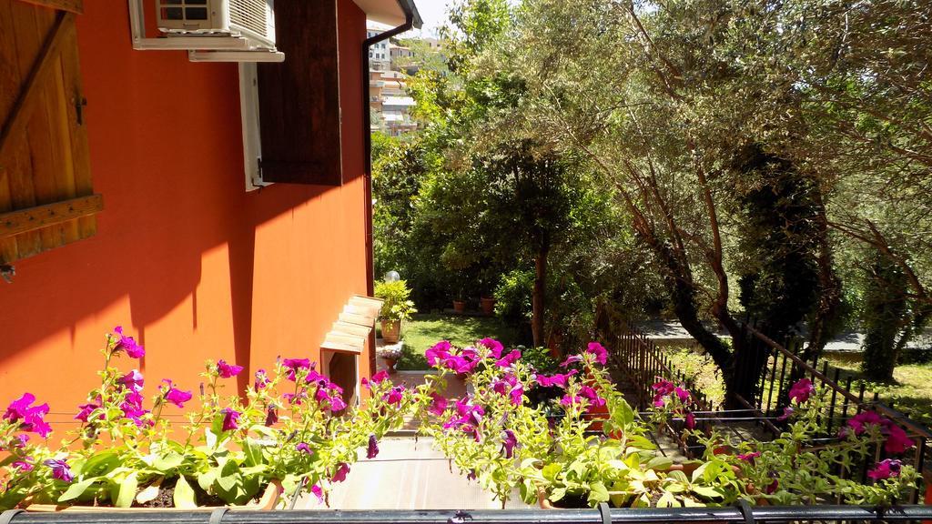 B&B Il Giardino Delle Camelie Palestrina Bagian luar foto